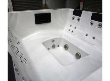 Гидромассажный спа-бассейн Jazzi Pool Diamond